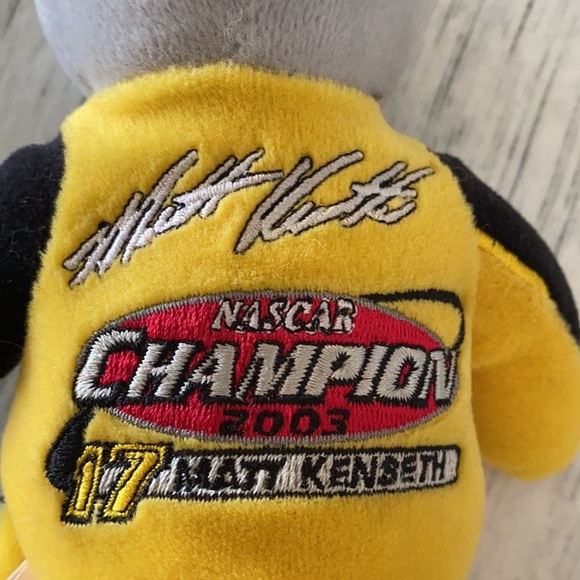 NASCAR 2003 champion speed bear Matt Kenseth 17 - Picture 5 of 9